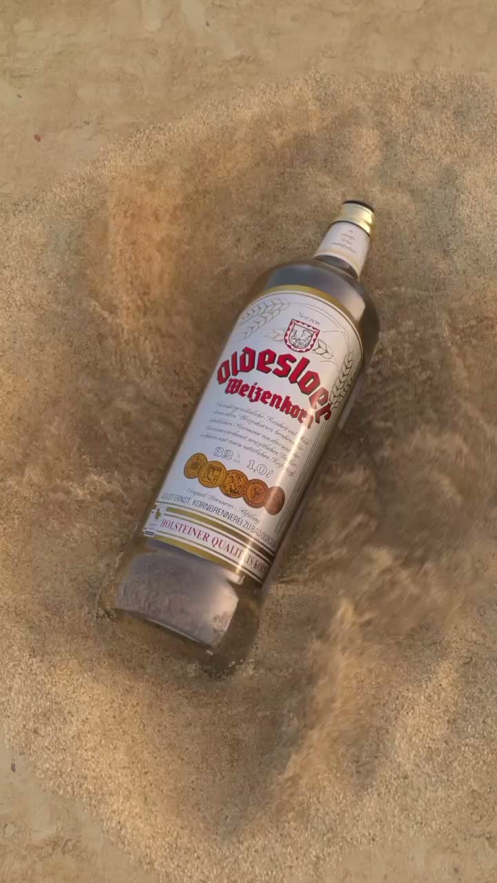 Oldesloer bottle in the sand of a beach scene, spec-ad animation